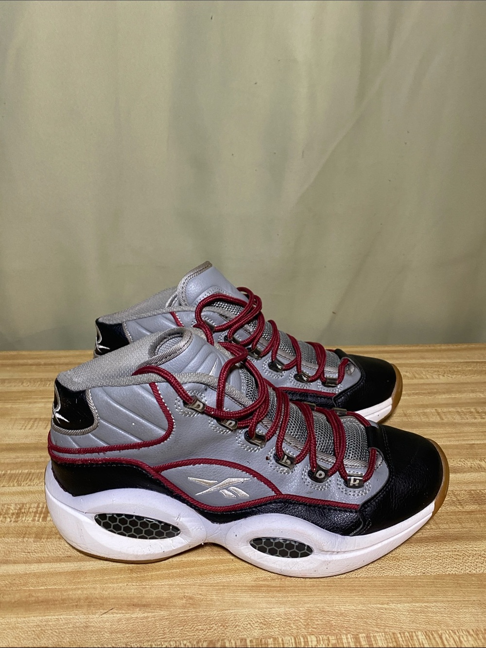 Reebok Question Mid OG ‘Practice’ Tin Grey/Black/Scarlet /Gum Shoes 8.5